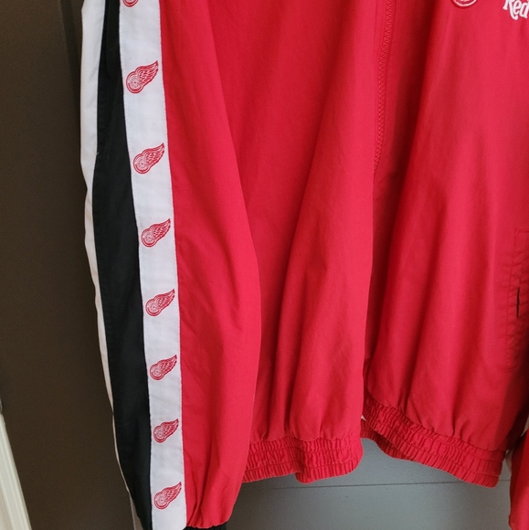 Detroit  Red Wings jacket - Picture 4 of 12